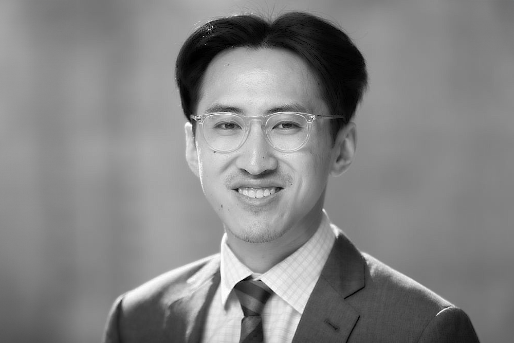Jeff Wang, Associate